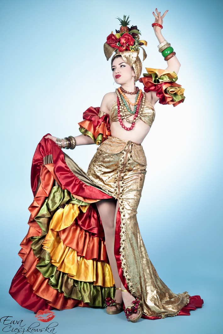lady Flo als Carmen Miranda